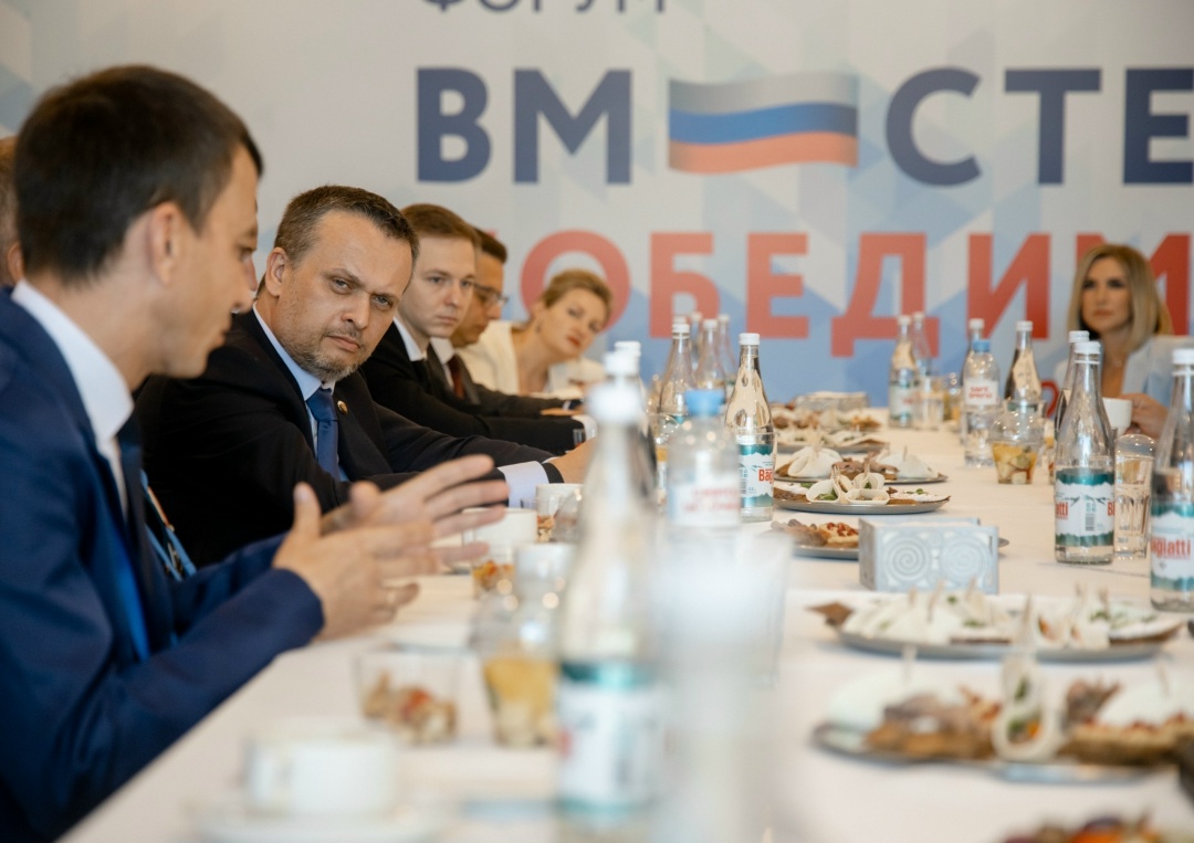 Минтранс планирует создать единую платформу с вариантами обучения и вакансиями для ветеранов СВО