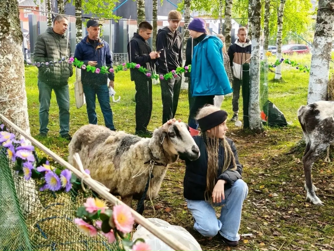 День шахтёра на Яреге Праздник при поддержке ЛУКОЙЛа объединил жителей всех возрастов: в программе — уличные спектакли о шахтёрах 1950‑х, кулинарный конкурс,…