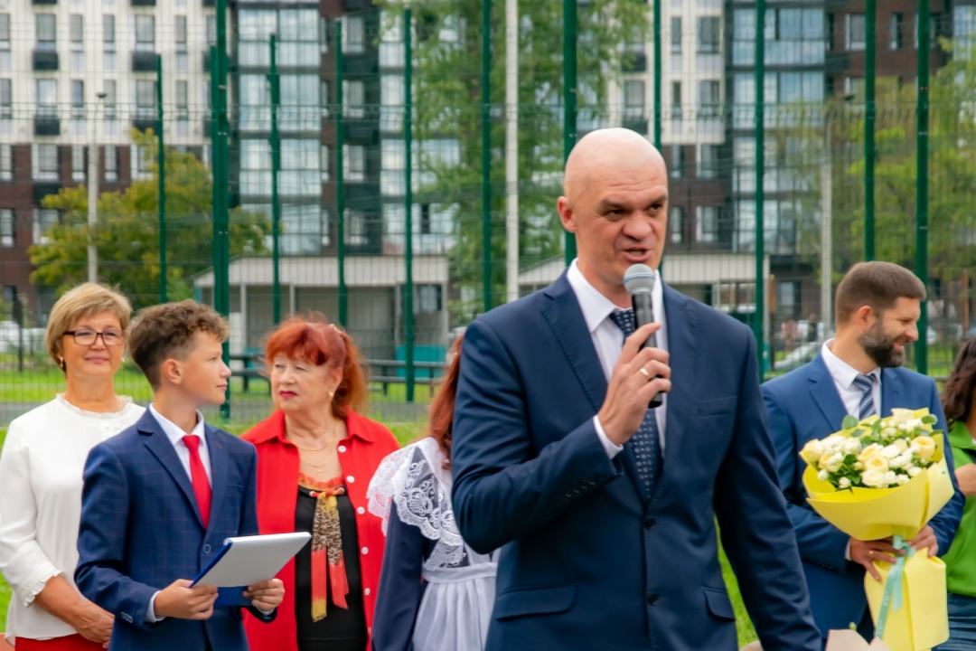 ВПЕРЕД, К НОВЫМ ВЕРШИНАМ! Газопереработчики дали напутствия школьникам Свободного в День Знаний