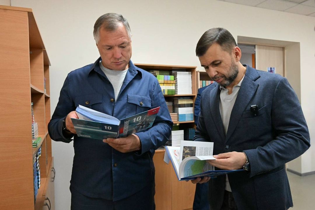 Марат Хуснуллин с рабочими поездками посетил Донецкую и Луганскую народные республики.