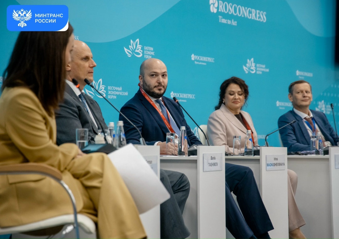 Почти 280 млн тонн грузов перевезли через Дальний Восток в 2025 году