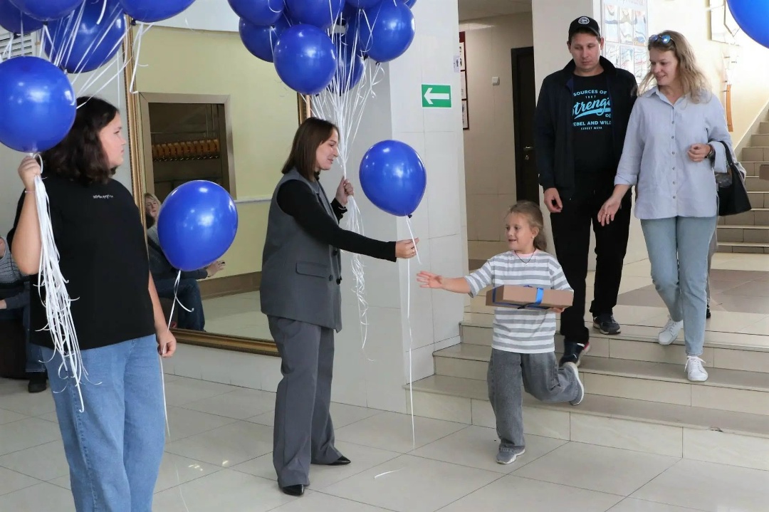 К школе готовы! В этом году 700 детей наших сотрудников впервые сели за парты