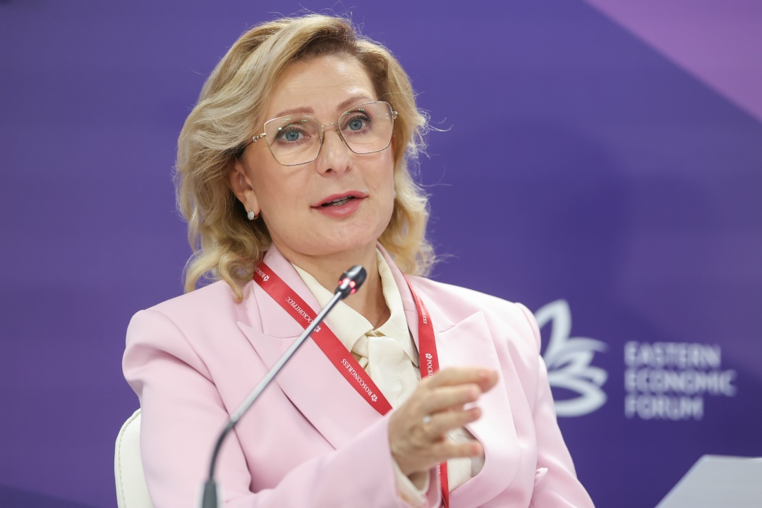 Сенаторы продолжили работу на полях XI Восточного экономического форума