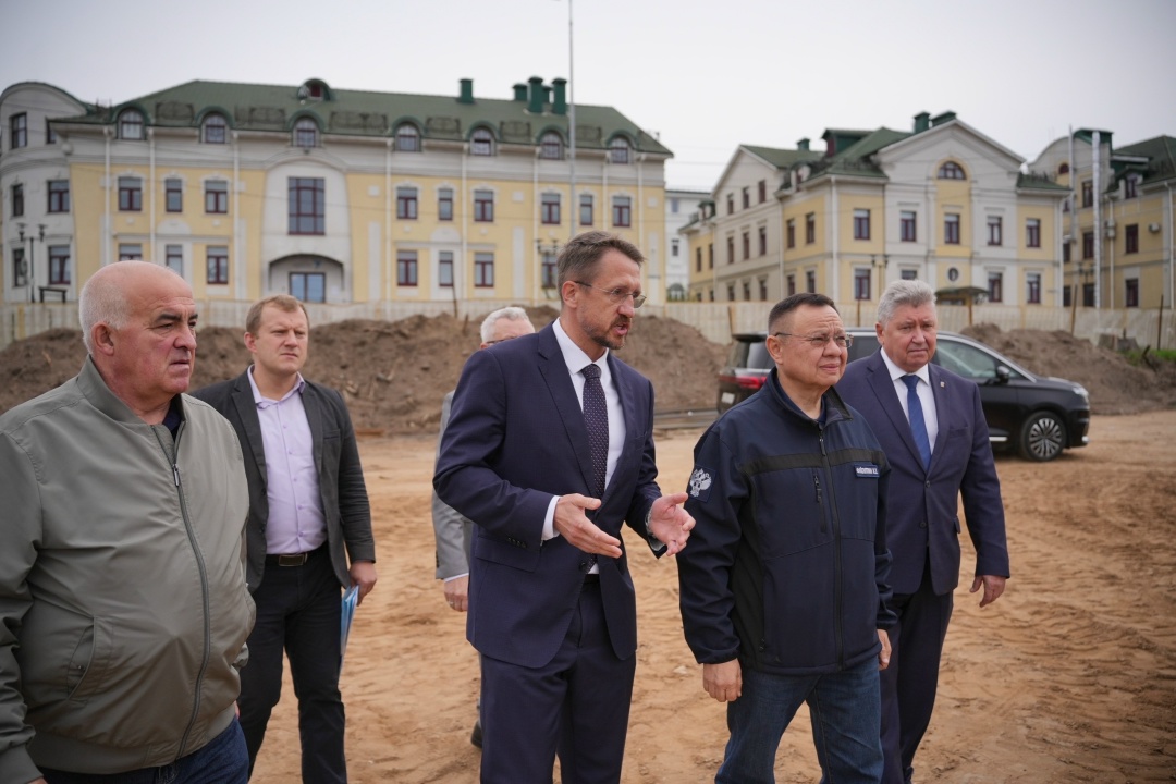 Глава Минстроя Ирек Файзуллин совершил рабочую поездку в Костромскую область.