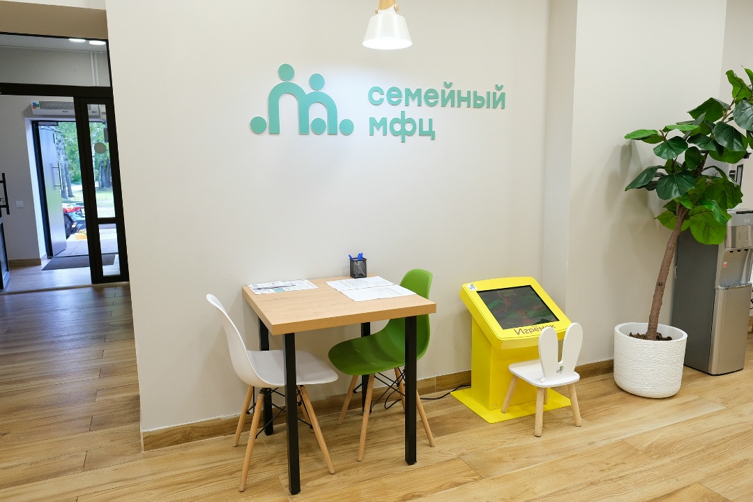 Глава Минтруда Антон Котяков посетил Новгородскую область с рабочей поездкой.