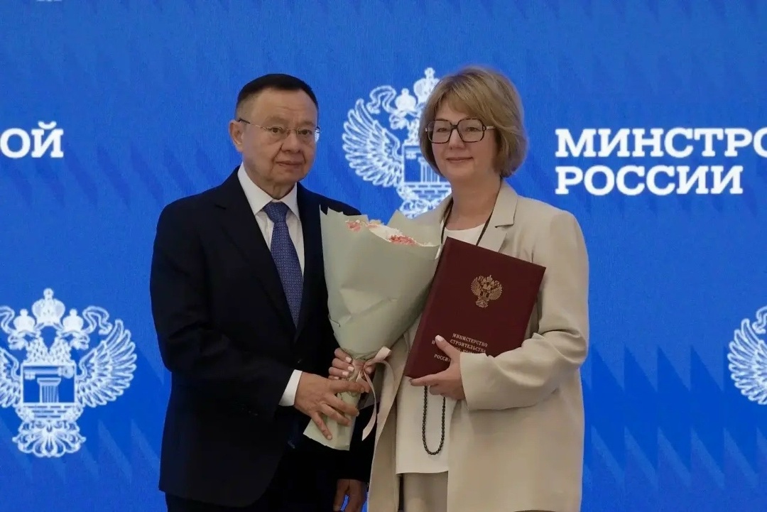 В Минстрое России прошло еженедельное оперативное совещание под председательством Министра строительства и ЖКХ РФ Ирека Файзуллина