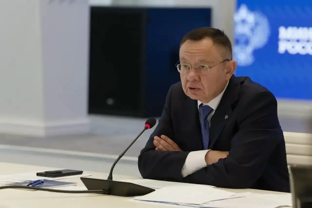 Глава Минстроя России провел совещание с крупнейшими банками по деятельности компаний-застройщиков