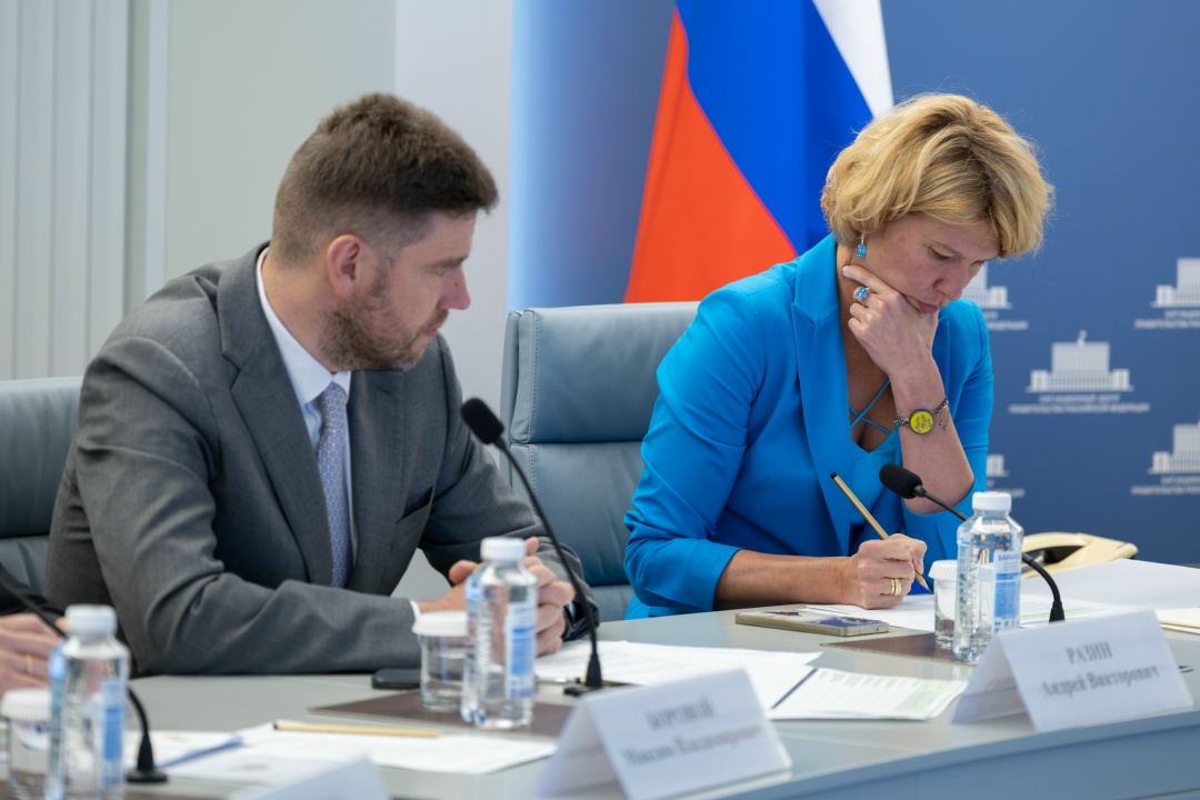 Вице-премьер Дмитрий Патрушев провел совещание по мерам поддержки сельхозтоваропроизводителей.