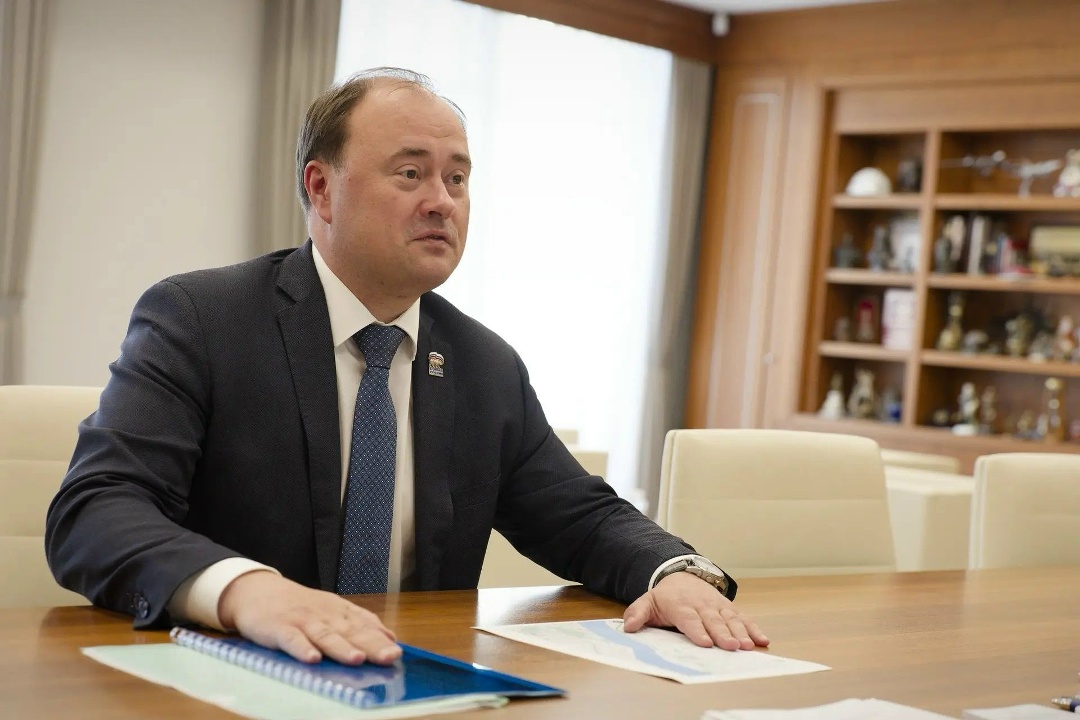Глава Минстроя России Ирек Файзуллин провел рабочую встречу с мэром Ярославля, председателем Координационного совета по реализации приоритетных проектов…