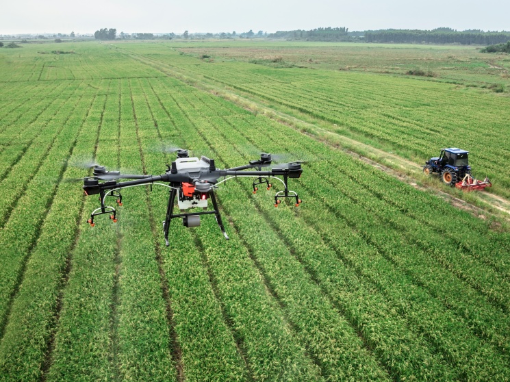 Более 29 тыс. беспилотников уже используются в России для мониторинга и обработки сельскохозяйственных угодий, сообщил вице-премьер Виталий Савельев