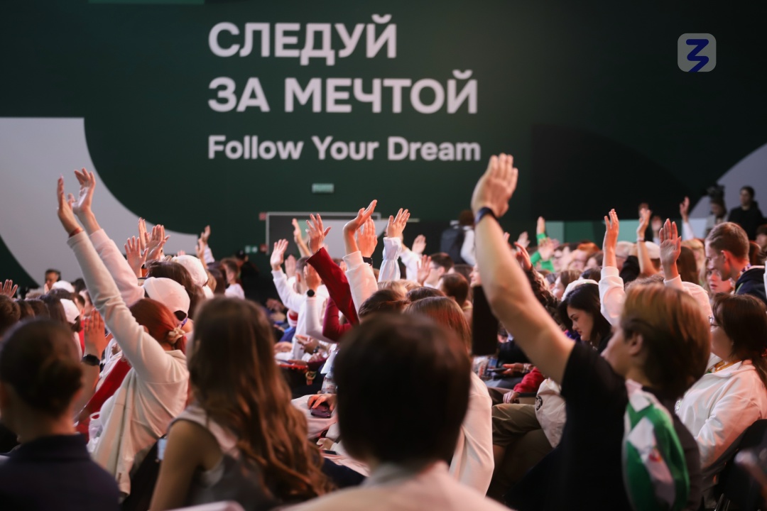 Вице-премьер – руководитель аппарата Правительства Дмитрий Григоренко выступил на марафоне Российского общества «Знание» в рамках Международного фестиваля…