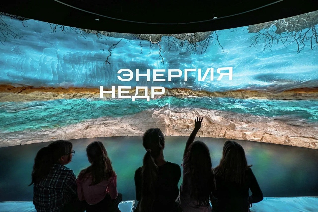 Минэнерго приняло участие в открытии экспозиции «Энергия недр» в Ханты-Мансийске