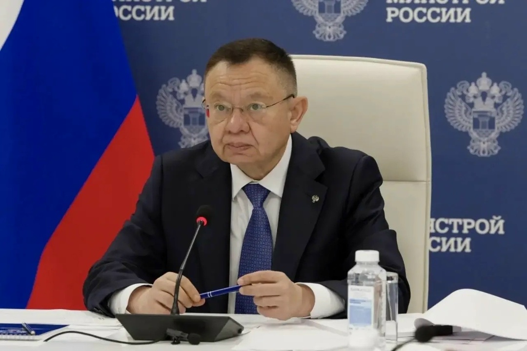 Глава Минстроя России Ирек Файзуллин провел еженедельное совещание с регионами и главными распорядителями бюджетных средств (ГРБС)