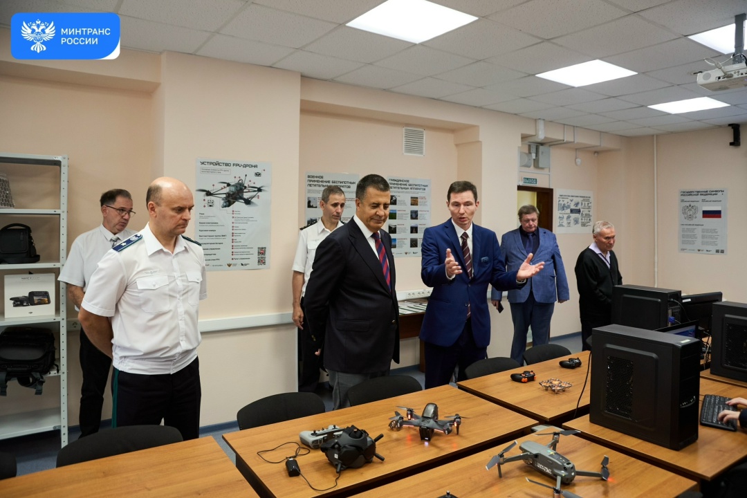 В УрГУПС открыли лабораторию беспилотных транспортных систем
