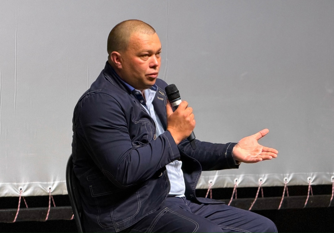 Иногда лучший способ рассказать о профессии — просто дать слово тем, кто живёт ею каждый день.